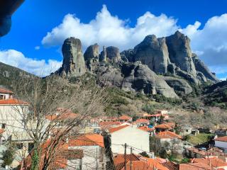 Cliffside Heaven - 8