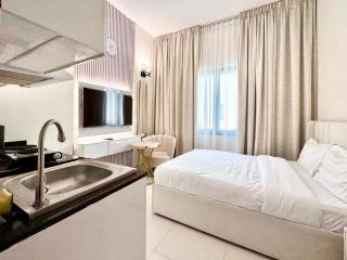 Al Manara Premium Cozy Studio - 7