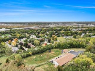 Majestic VIEWS FunAmenities & Best for Huge Group - Council Bluffs - 8