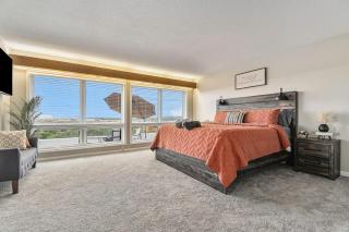 Majestic VIEWS FunAmenities & Best for Huge Group - Council Bluffs - 4