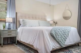 Elegant 4BR Getaway Your Dream Luxury Retreat - 4