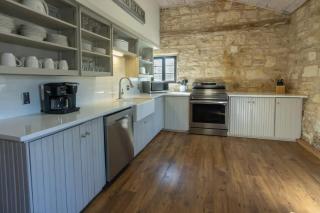 Marschall Creek Resort by Current Tides Vacation Rentals - Fredericksburg - 2