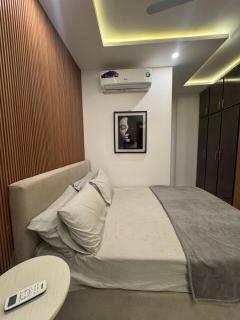 lake facing 1 bed furnished flat - Islamabad - 9