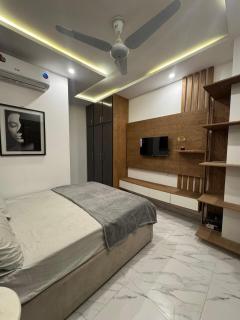 lake facing 1 bed furnished flat - 7