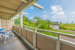 Plantation Hale w/pool next to Coconut Marketplace in Kapaa (J15) - 8