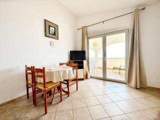 Apartments Mari - Trogir - 0