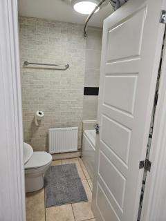 Double Cosy Bedroom in Central Dartford - Dartford - 2