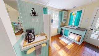 Sea Glass Cottage - Folly Beach - 3
