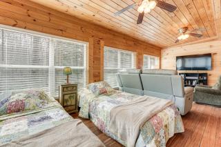 7 Mi to Lake Chatuge Creekside Cabin with Decks! - Elf - 7