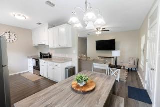 Spacious Country Living with Fishing Lake - Grand Bay - 4