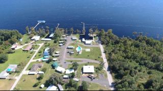 Outdoor Adventure Retreats - Crescent Fish Camp, RV Resort & Marina - Crescent City - 9