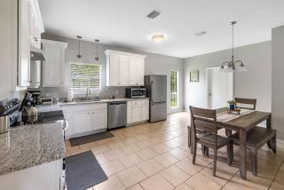 Country Living with Fishing Lake and Bright Stars - Grand Bay - 4