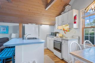 Seaside Cottages - Cottage 33 - The Tin Lobster - South Yarmouth - 1