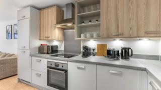 Modern Luxury 1 Bed Apartment in Digbeth - Birmingham - 6