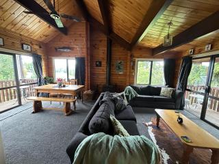83b Conical Hill Rd - Access via Alpine Avenue - 7