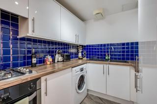 Stylish Belfast City Centre Apartment - Belfast - 3