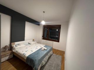 Highrise Apartment - Pristina - 5