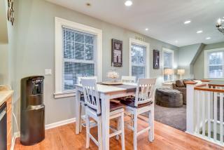 2 Mi to Bay Park Charming Milwaukie Getaway - Milwaukie - 2
