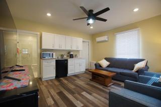 Grand Harbor Apartments 209 Clinton Unit 1 - Grand Haven - 8