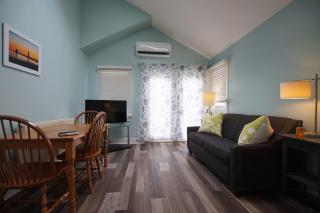 Grand Harbor Apartments 209 Clinton Unit 3 - Grand Haven - 9