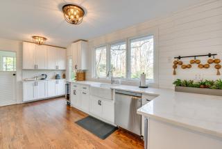 Mid-Century Bungalow in the Heart of Buckhead! - Atlanta - 4