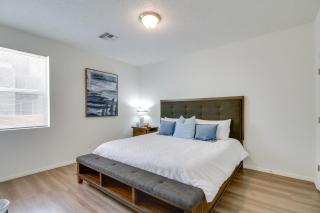 3 Mi to Old Town Albuquerque Townhome with Yard! - Albuquerque - 2