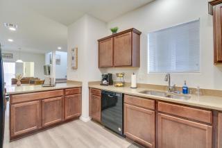 3 Mi to Downtown WFH-Friendly ABQ Townhome! - Albuquerque - 3