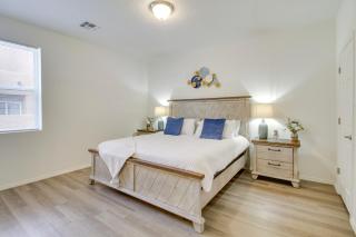 3 Mi to Downtown WFH-Friendly ABQ Townhome! - 2