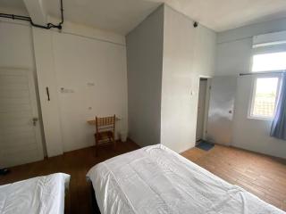 Black and Putih Stay - 6