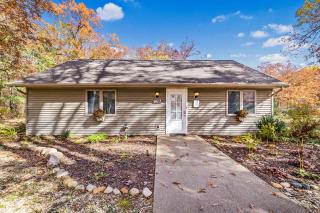 Woodland Pines Cottage-Cozy Cottage for Dogs Hot Tub - 6