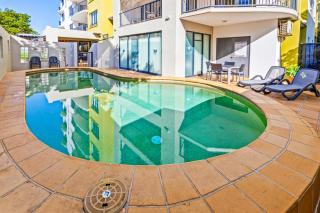 Caloundra Affordable Beachside Studio - 3