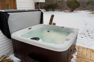 Cozy 3BR Cabin with Hot Tub on Nippersink Creek - 6