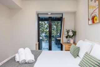 Stunning Viaduct Apartment with Harbour views - Auckland - 1