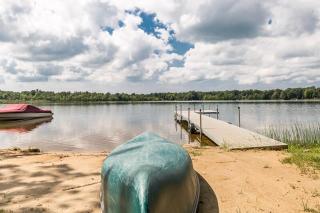Lakefront Tranquility Spacious Retreat Sleeps 14 - 3