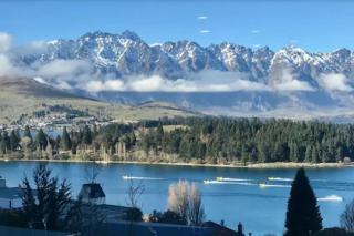 Spectacular VIEWS 2 Bedrooms & BIG DECK - Queenstown - 3