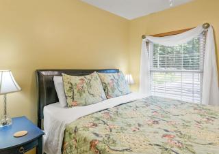 Dog-Friendly Nature Escape with Hot Tub and Fire Pit - Grand Junction - 1