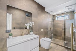 Lakeview Paradise On Wynyard NEW 4 Bedroom - 3