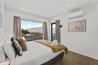 Lakeview Paradise On Wynyard NEW 4 Bedroom - Queenstown - 1