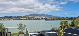 Luxurious Living plus Spa - Raglan - 9