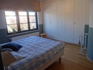Bright Attic with Sea Breeze - 1