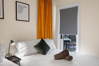 King Bed EVCharger Sleeps 8 Balcony Laundry - San Diego - 7