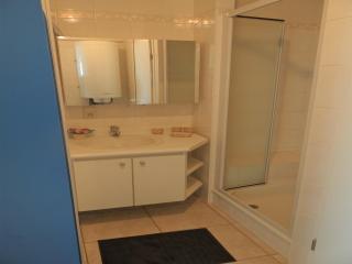 Sunlit Apartment Near Beach - 1