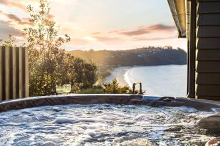 GARRATT VIEW - Coast & Country - 0