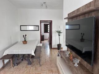 Casa agradável e confortável a 80m da praia - Caraguatatuba - 2