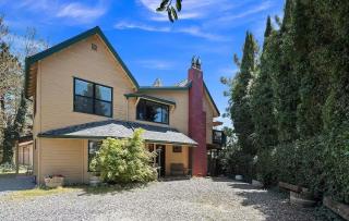 Autumn Room at Eaglenest Inn with Pool and SPA - 5