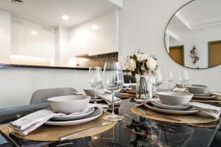 Stylish 2BR Apt in 5 Star Hotel with Burj Khalifa Views - 2