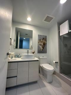 Miami Studio 2 Queen Beds and Amazing Views - Hallandale Beach - 4