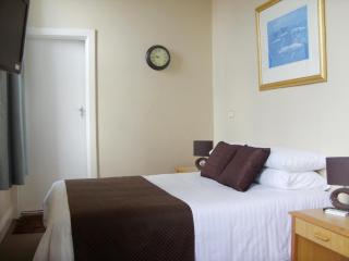 The Colliefields Hotel - Collie - 0