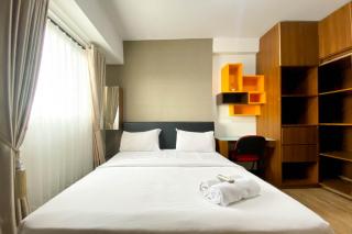 Comfy and Minimalist 1BR at The Wave Kuningan Apartment By Travelio - 0