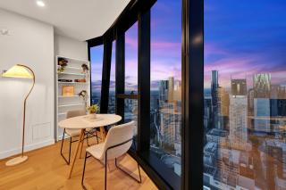 49th Floor City Escape with Stunning Views - Melbourne - 9